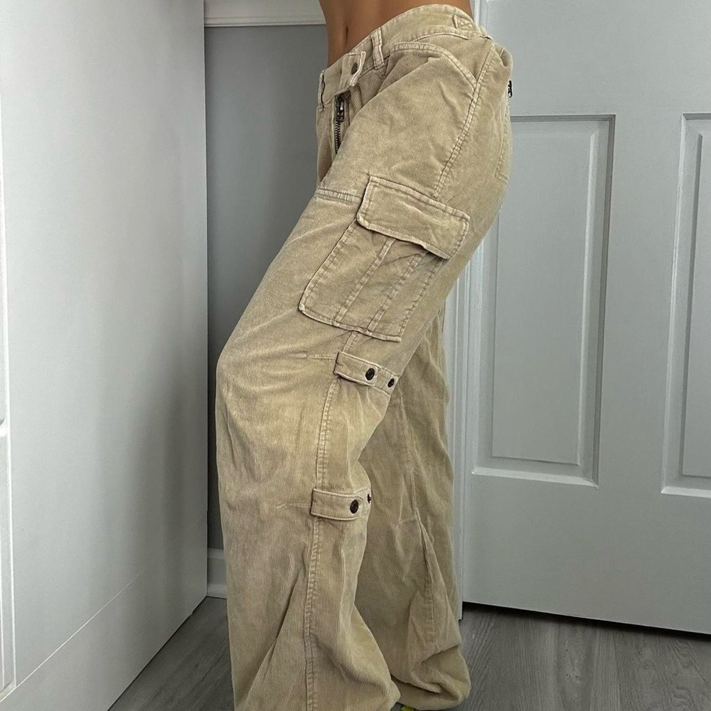 2000s Low Rise Tan Corduroy Baggy Pants by Express